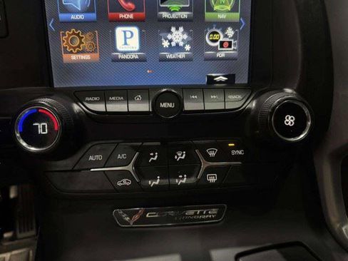 Used 2016 Chevrolet Corvette Stingray Coupe RWD image 30