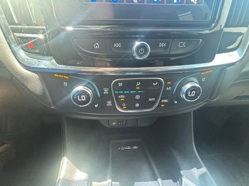 Used 2020 Chevrolet Traverse Premier w/ Redline Edition AWD/4WD image 18