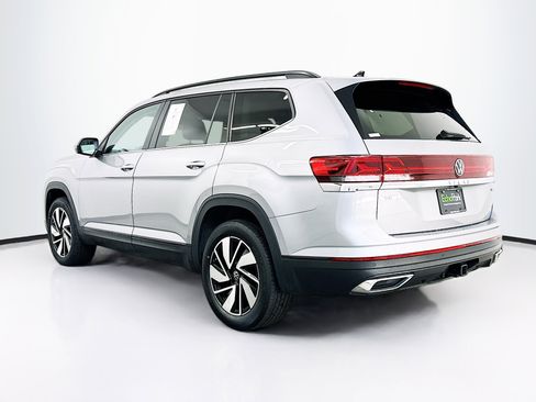 Used 2025 Volkswagen Atlas SE AWD/4WD image 5