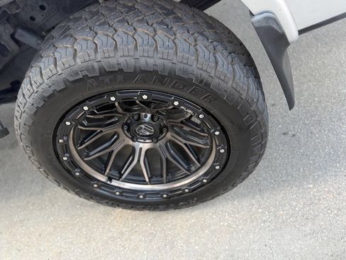 Used 2013 Ford F150 Platinum w/ Max Trailer Tow Pkg AWD/4WD image 10