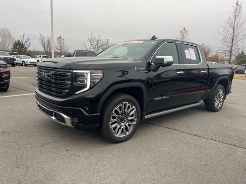 Used 2026 GMC Sierra 1500 Denali Ultimate AWD/4WD image 3
