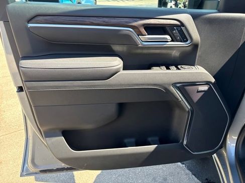 New 2026 GMC Sierra 3500 SLT w/ SLT Convenience Package AWD/4WD image 11