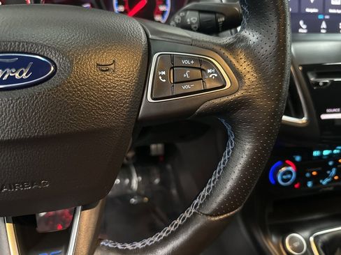 Used 2016 Ford Focus RS image 16