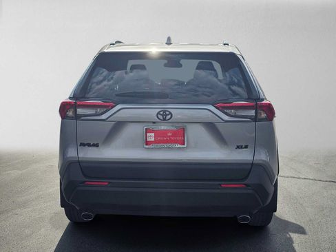 Certified 2025 Toyota RAV4 XLE FWD image 4