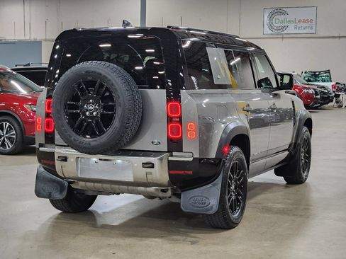 Used 2023 Land Rover Defender 110 S AWD/4WD image 8