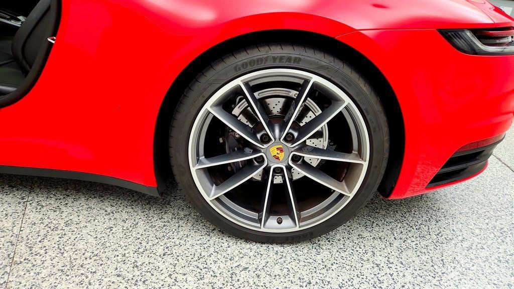 Used 2020 Porsche 911 Carrera RWD image 8