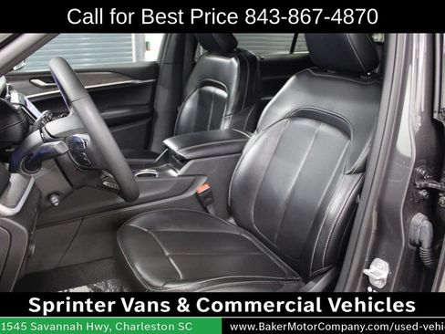 Used 2024 Jeep Grand Cherokee L Limited w/ Luxury Tech Group II AWD/4WD image 5
