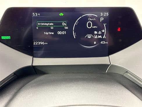 Used 2024 Toyota Prius LE image 20