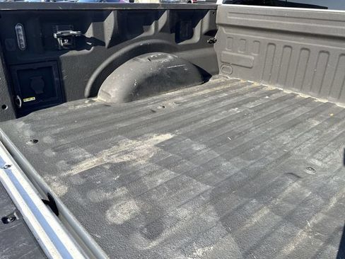 Used 2022 Ford F150 Lariat w/ Equipment Group 502A High AWD/4WD image 13