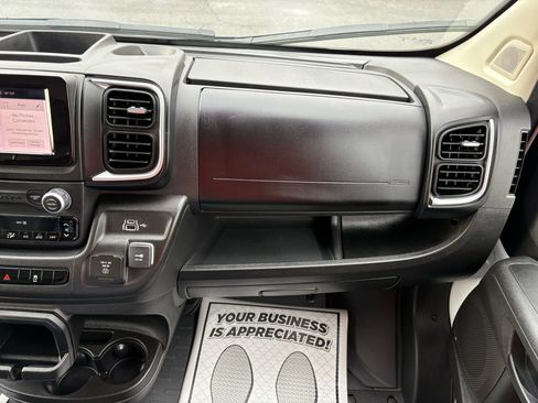 Used 2024 RAM ProMaster 2500 w/ Quick Order Package 22G SLT image 22