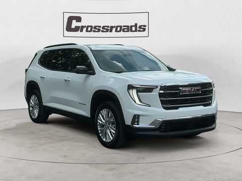 Used 2026 GMC Acadia Elevation w/ Elevation Premium Package FWD image 7