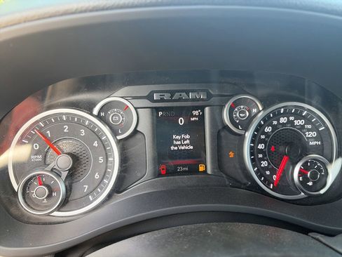 New 2026 RAM 2500 Tradesman AWD/4WD image 34