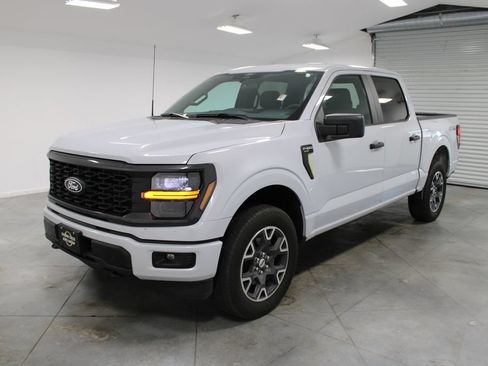 Used 2025 Ford F150 STX w/ Equipment Group 200A AWD/4WD image 4
