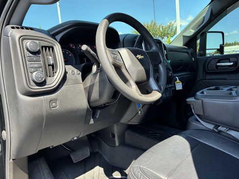 Used 2020 Chevrolet Silverado 2500 Custom w/ Custom Value Package AWD/4WD image 23