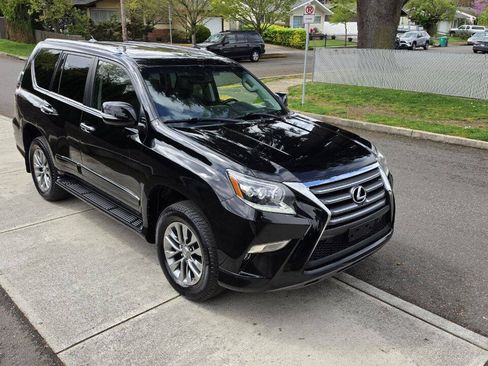 Used 2014 Lexus GX 460 Luxury AWD/4WD image 3