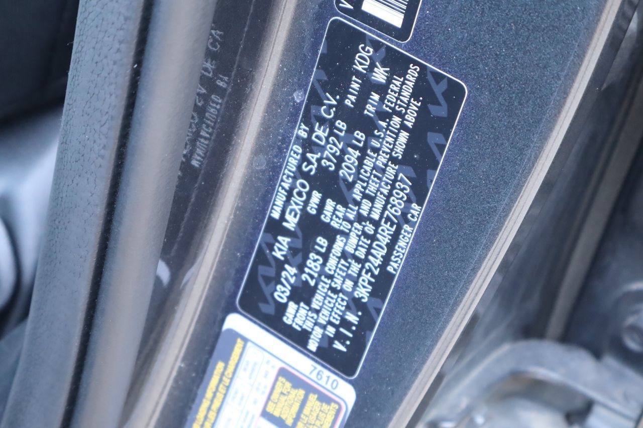 Used 2024 Kia Forte LXS FWD image 25