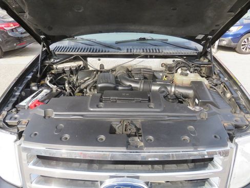 Used 2014 Ford Expedition EL XLT w/ Equipment Group 202A AWD/4WD image 39