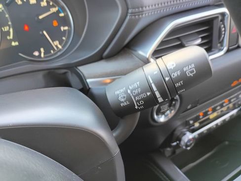 New 2025 MAZDA CX-5 Signature image 38