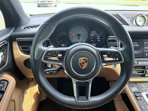 Used 2019 Porsche Macan S AWD/4WD image 14