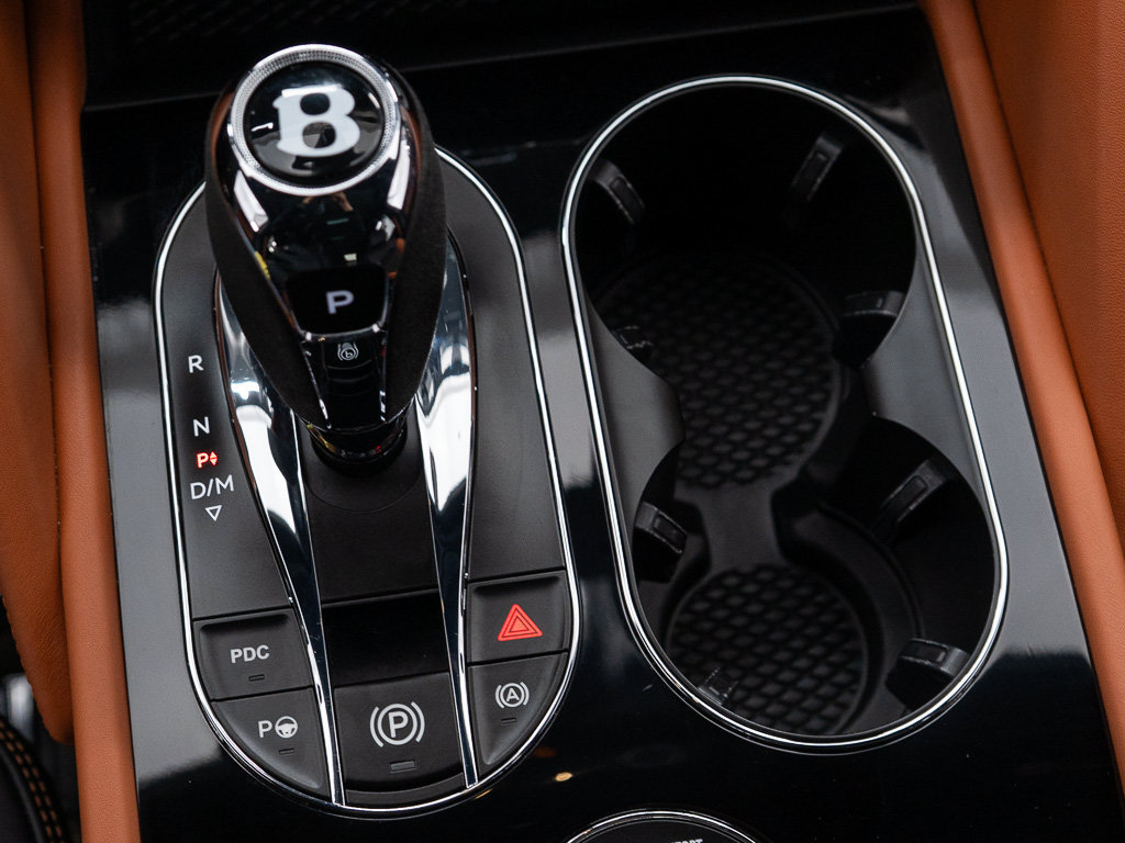 Certified 2022 Bentley Bentayga AWD/4WD image 36