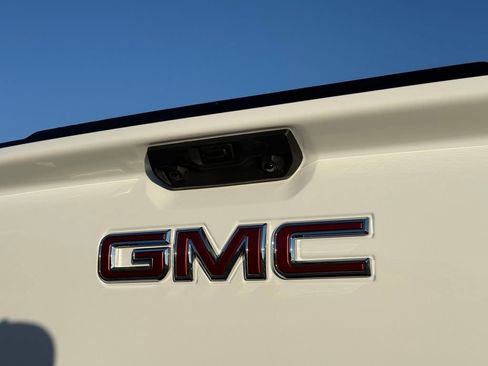 Used 2023 GMC Sierra 1500 SLE AWD/4WD image 13