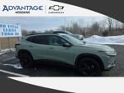 Used 2025 Chevrolet Trax ACTIV w/ Sunroof Package