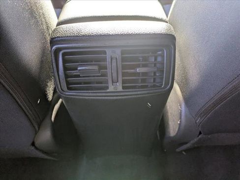 Used 2020 Nissan Rogue S image 16