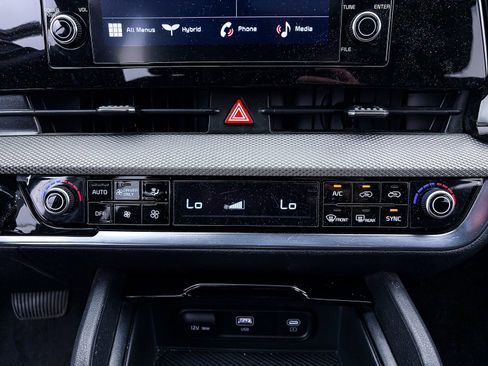 Used 2023 Kia Sportage LX image 14