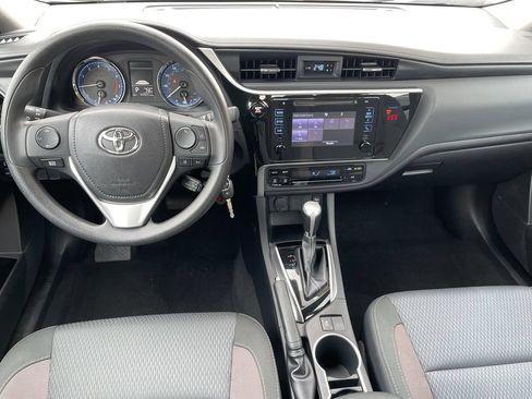 Certified 2018 Toyota Corolla LE FWD image 15