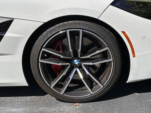 Certified 2026 BMW Z4 M40i w/ Premium Package RWD image 5