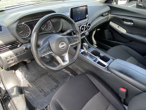 Used 2025 Nissan Sentra SV w/ All-Weather Package FWD image 17