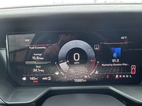 Used 2024 GMC Acadia Elevation image 25