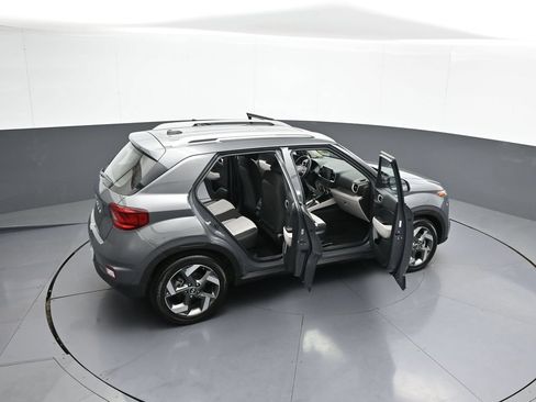 Certified 2024 Hyundai Venue SEL FWD image 45