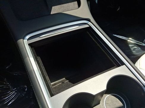 Used 2023 Tesla Model 3 Standard Range RWD image 30