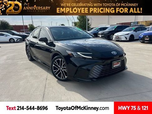 Used 2026 Toyota Camry XLE w/ Premium Plus Package FWD image 1