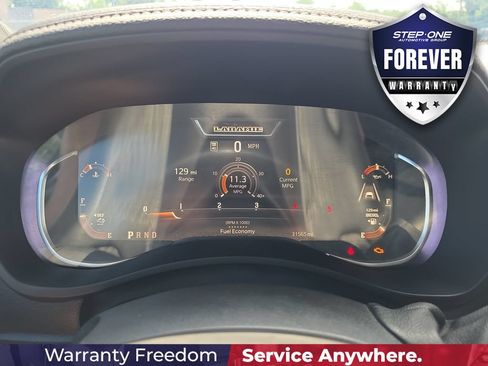 Used 2025 RAM 2500 Laramie AWD/4WD image 36