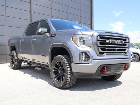 Used 2020 GMC Sierra 1500 AT4 w/ AT4 Premium Package AWD/4WD image 6