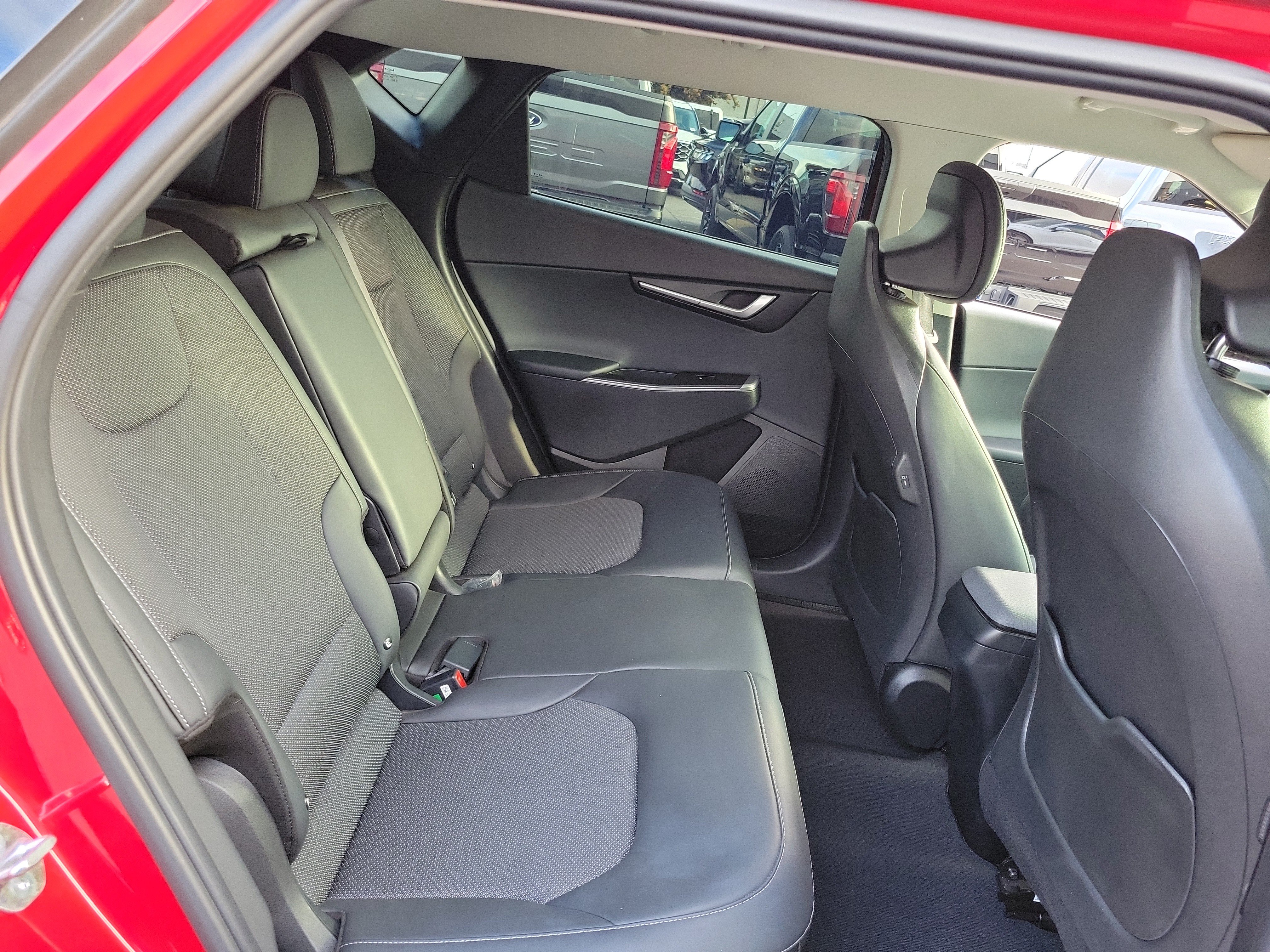Used 2024 Kia EV6 Light RWD image 21