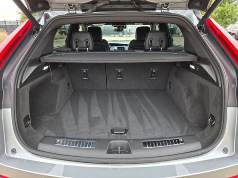 Certified 2023 Cadillac XT4 Premium Luxury w/ Enhanced Visibility Package image 31