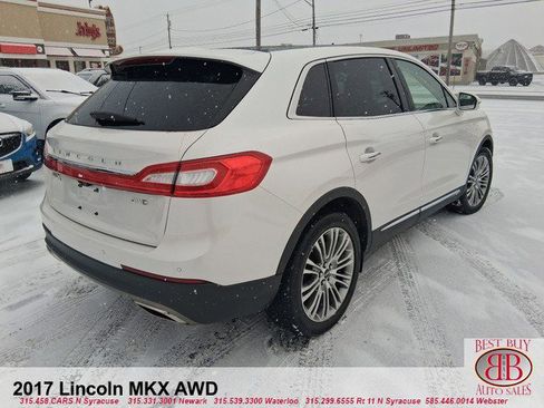 Used 2017 Lincoln MKX Reserve w/ Lincoln MKX Climate Package image 3