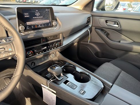 New 2026 Nissan Rogue SV w/ Cold Weather Package image 21