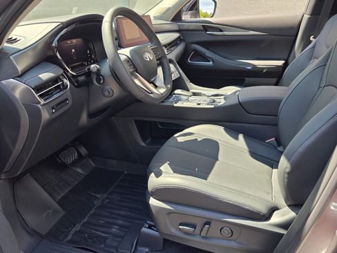 New 2027 INFINITI QX60 Luxe w/ Cargo Package FWD image 14