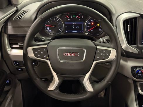 Used 2023 GMC Terrain SLT image 24