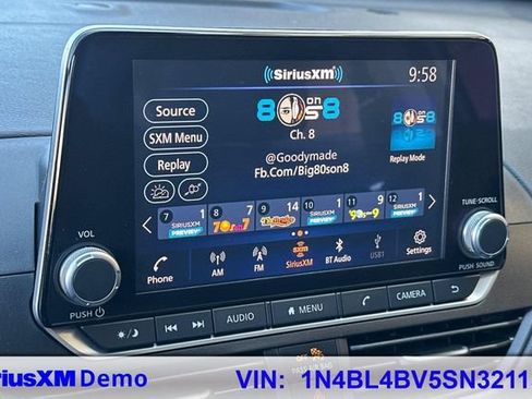 Used 2025 Nissan Altima 2.5 S FWD image 31