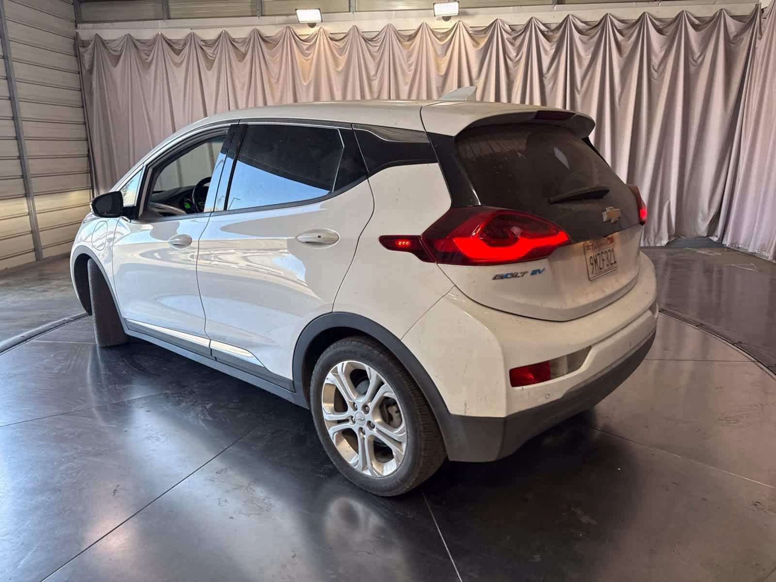 Used 2017 Chevrolet Bolt LT FWD image 7