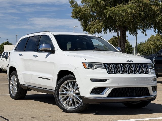 Used 2018 Jeep Grand Cherokee Summit w/ Trailer Tow Group IV RWD image 2