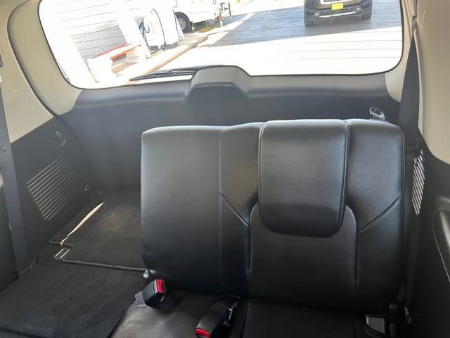 Used 2024 Nissan Armada SV AWD/4WD image 29