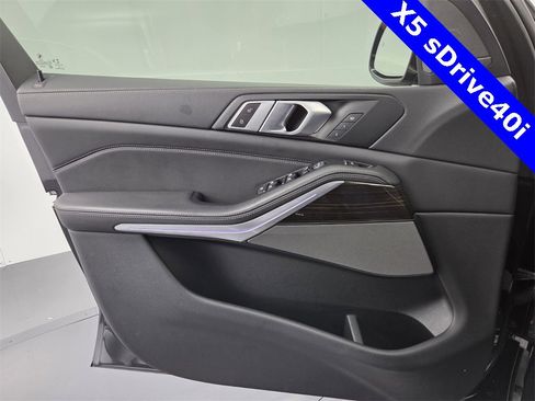 Used 2020 BMW X5 sDrive40i w/ Premium Package image 44