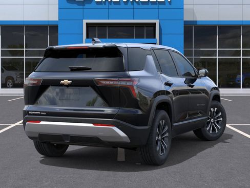 New 2026 Chevrolet Equinox LT w/ Convenience Package II image 4