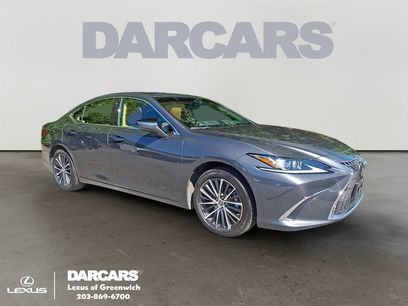 Used 2025 Lexus ES 300h w/ Premium Package